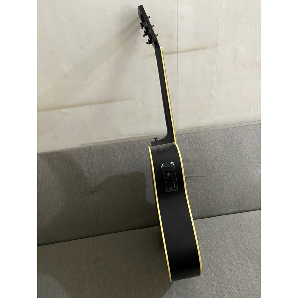 GITAR AKUSTIK ELEKTRIK CORT JUMBO