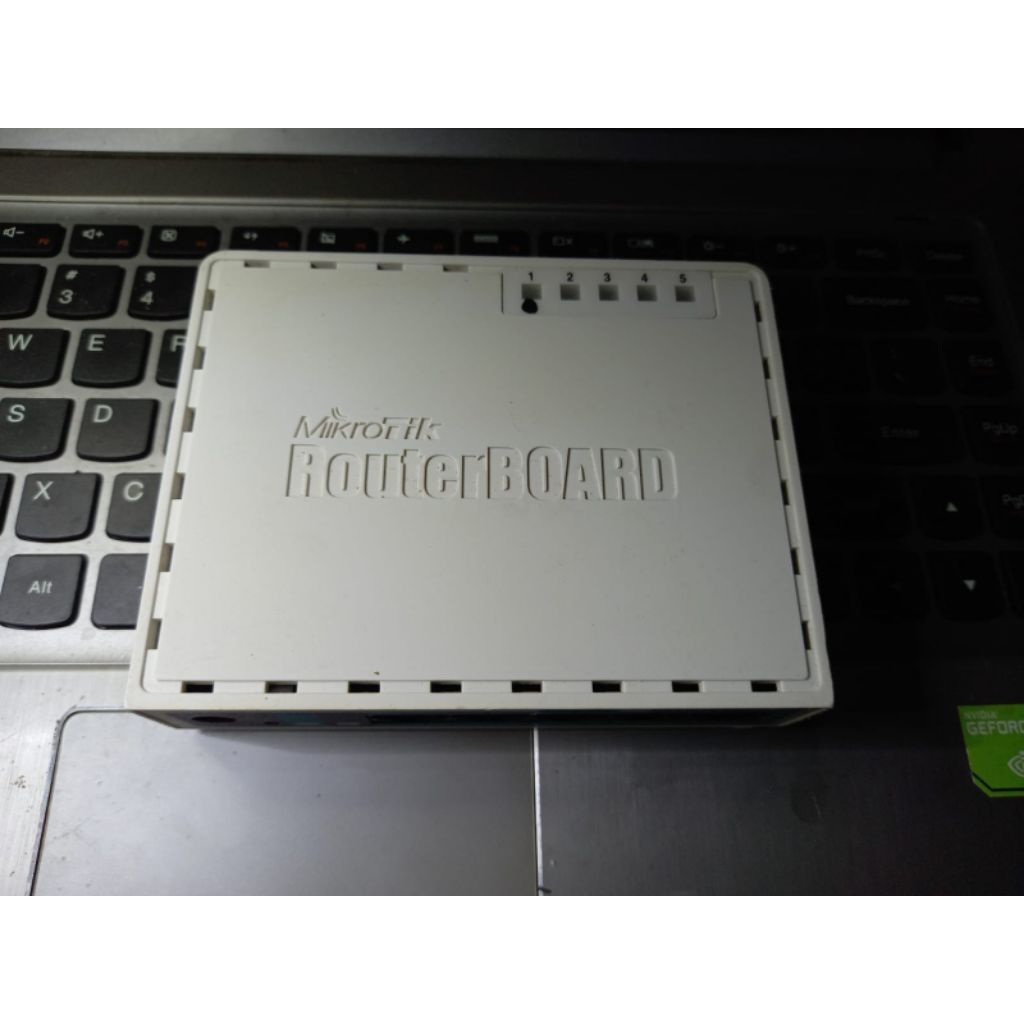 MIKROTIK RB750 BB/BADBLOCK 0,0%_MINUS LAMPU NO1 HIDUP TERUS-PORT NORMAL UNIT+ADAPTOR