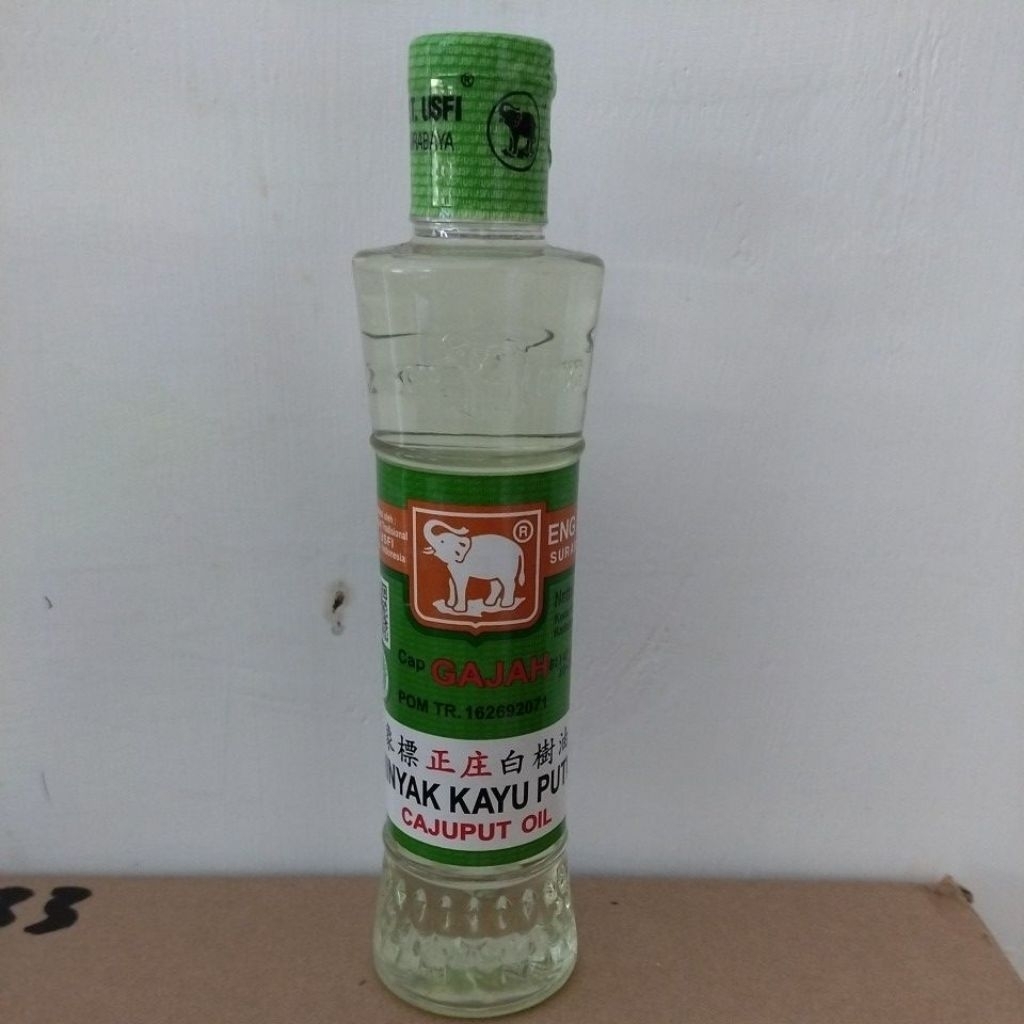Minyak Kayu Putih Cap Gajah 120 ml