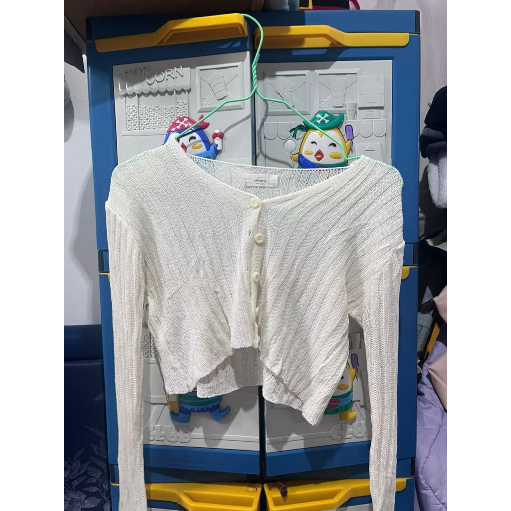 preloved cardigan putih
