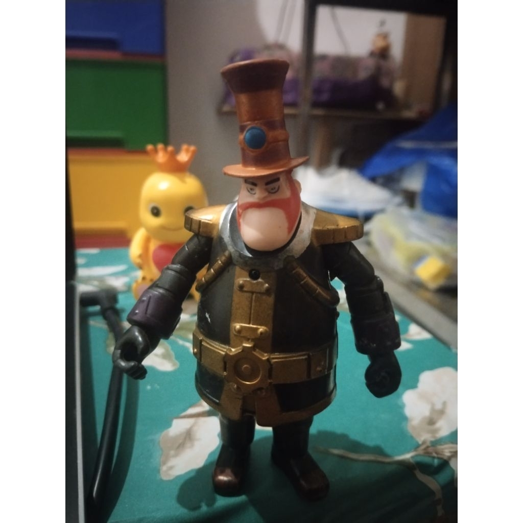 Figur Musuh BenTen Ben10