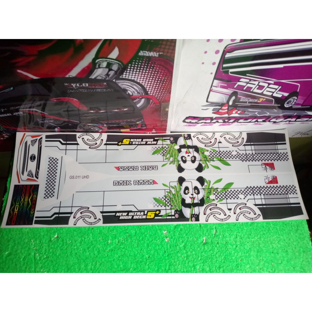 Stiker livery bus tronton untuk miniatur bus tronton rkc