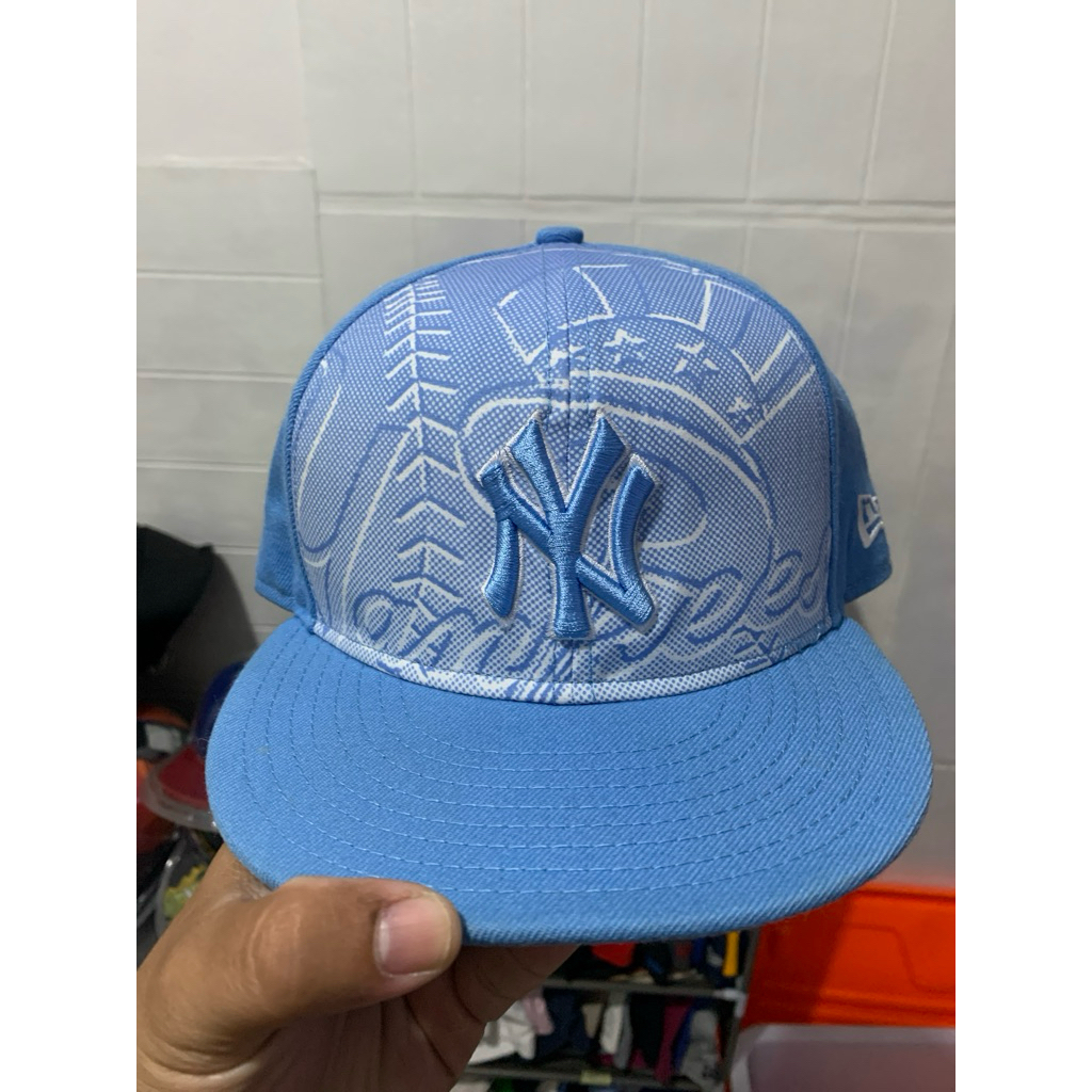 TOPI NEW ERA NEW YORK YANKEES ALPHA INDUSTRIES FITTED