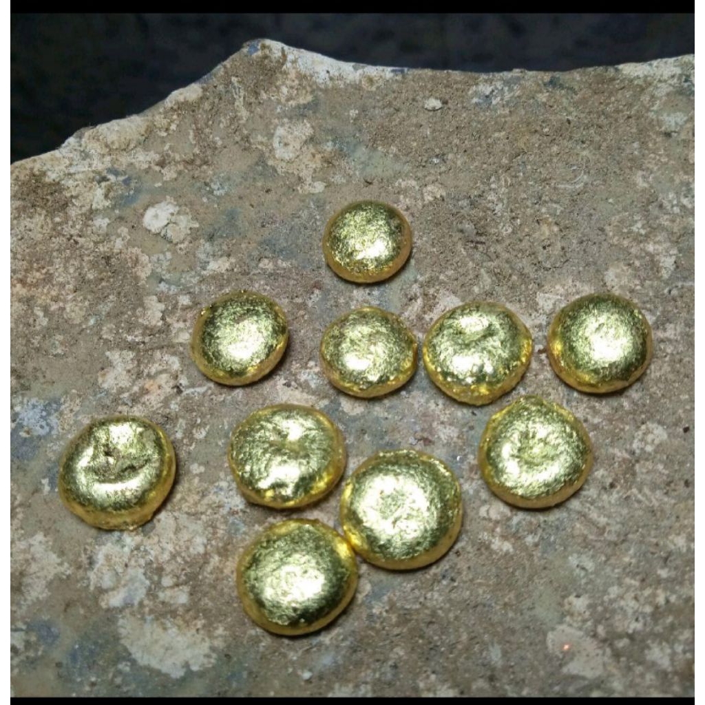 logam koin kuno era majapahit