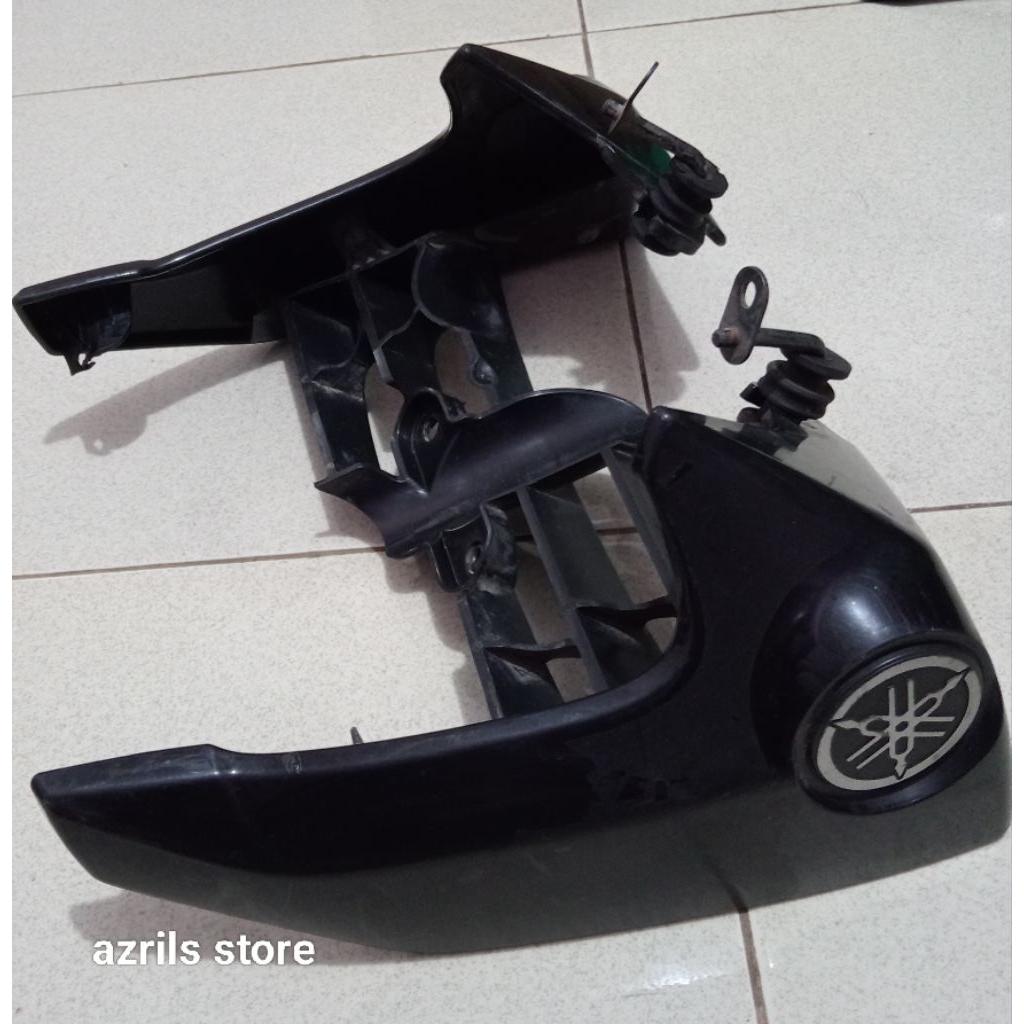 kaper sayap bawah tengki yamaha Byson karbu second original sesuai foto