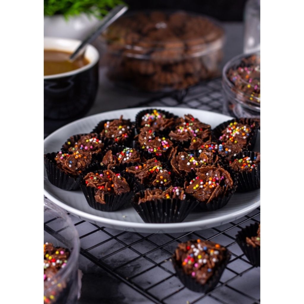 Corn Flakes Coklat Crunchy – Toples 750 ml