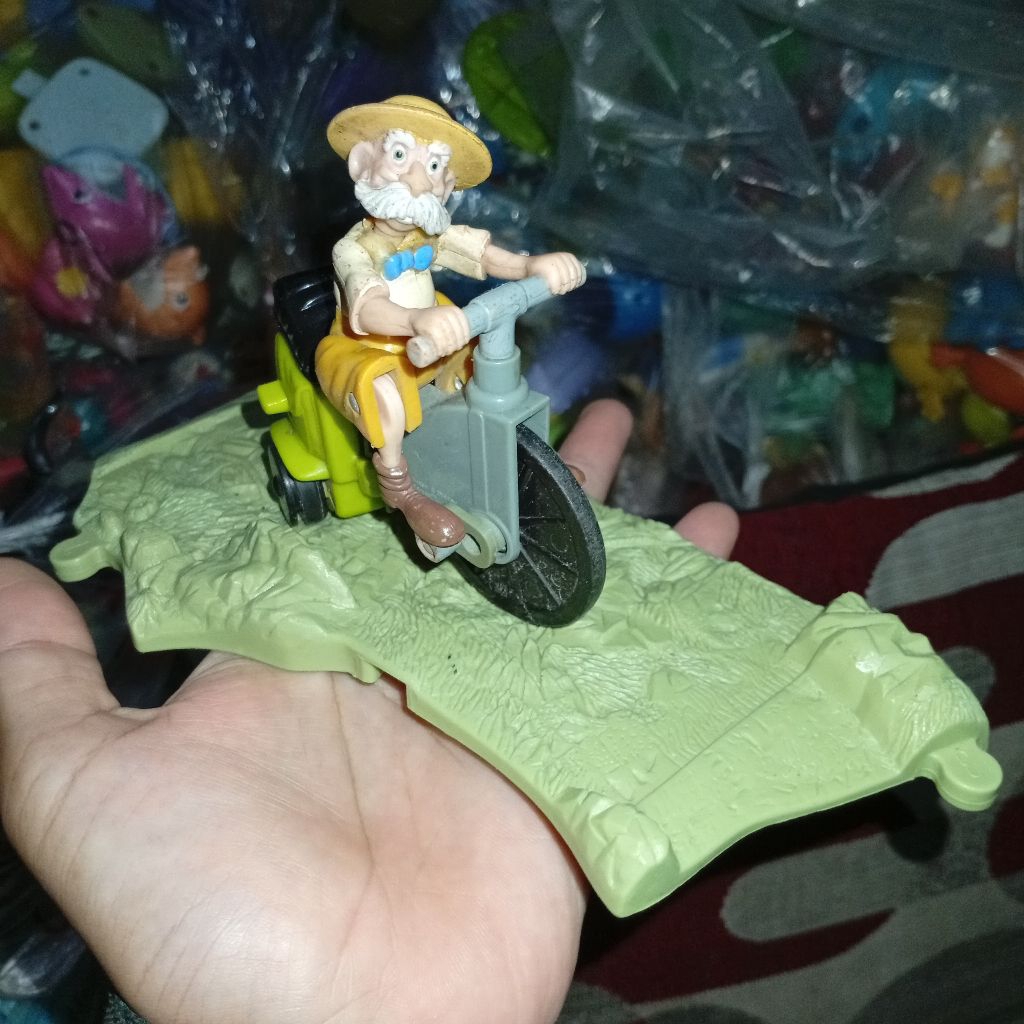 happy meal toys Tarzan tn.porter figure with base plat