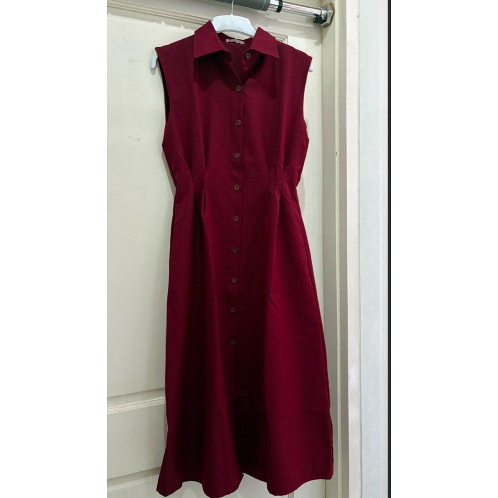 Sleveless Maroon Dress by Orvala All Size