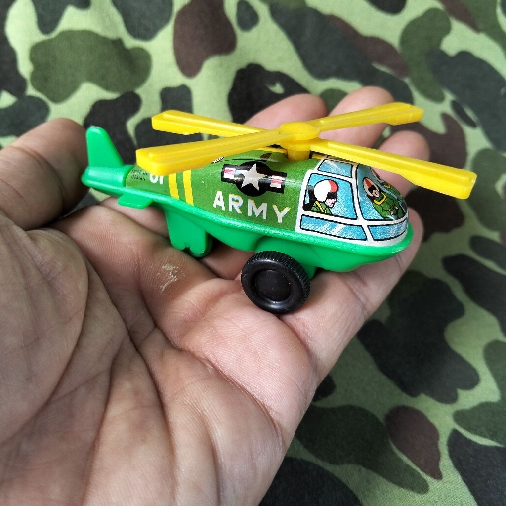mainan tentara jadul helikopter tintoys buatan jepang 1970 tintoys jadul helikopter army man mainan 