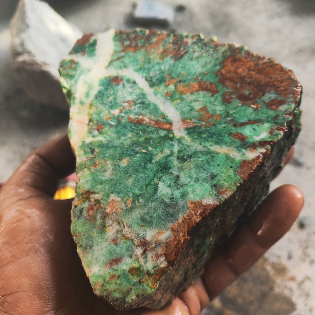 bongkahan batu pirus aceh 1.3kg