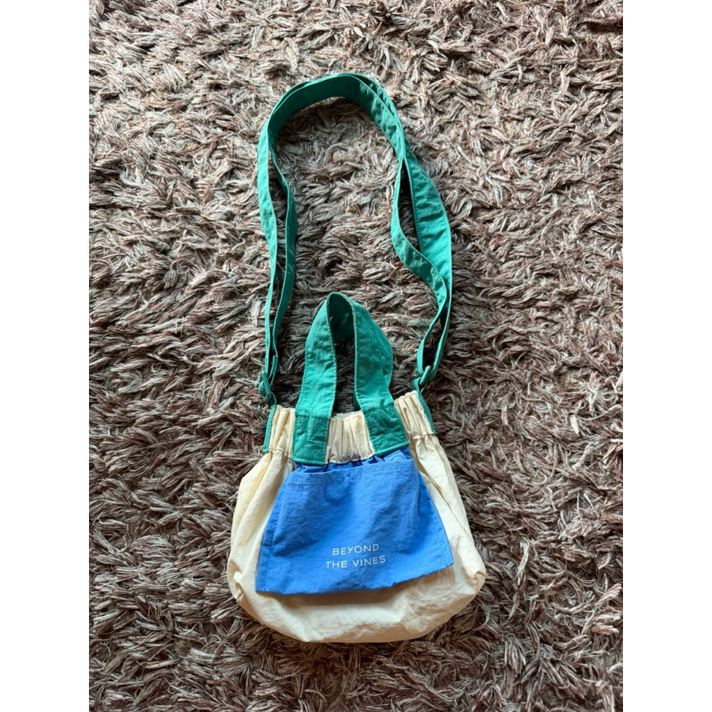 BEYOND THE VINES BTV - Colourblock Micro Dumpling Bag - CREAM/BLUE