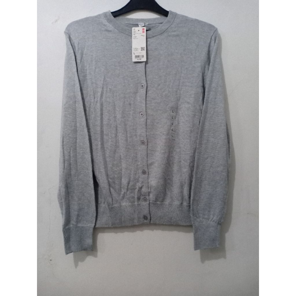 Preloved Rajut Cardigan Uniqlo Size L New Tag