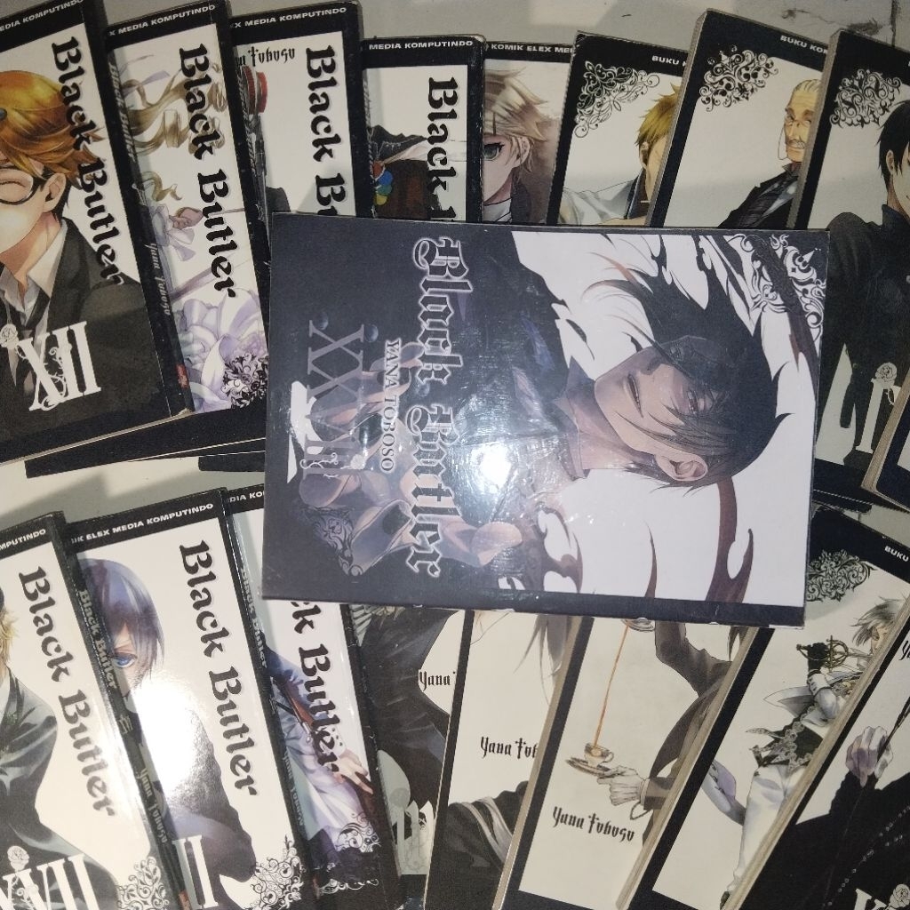 KOMIK BLACK BUTLER ORIGINAL SET (vol 1-22, 34 Free vol 28) -(2,4,5,16) baru lepas segel kondisi bagu