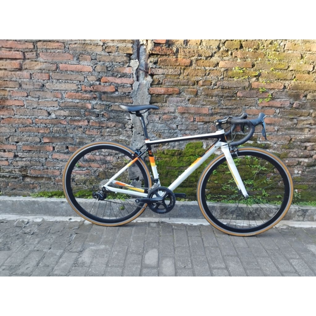 Roadbike Polygon Strattos S3 Jerman Size S Upgrade Full 105 2x11 + Welset