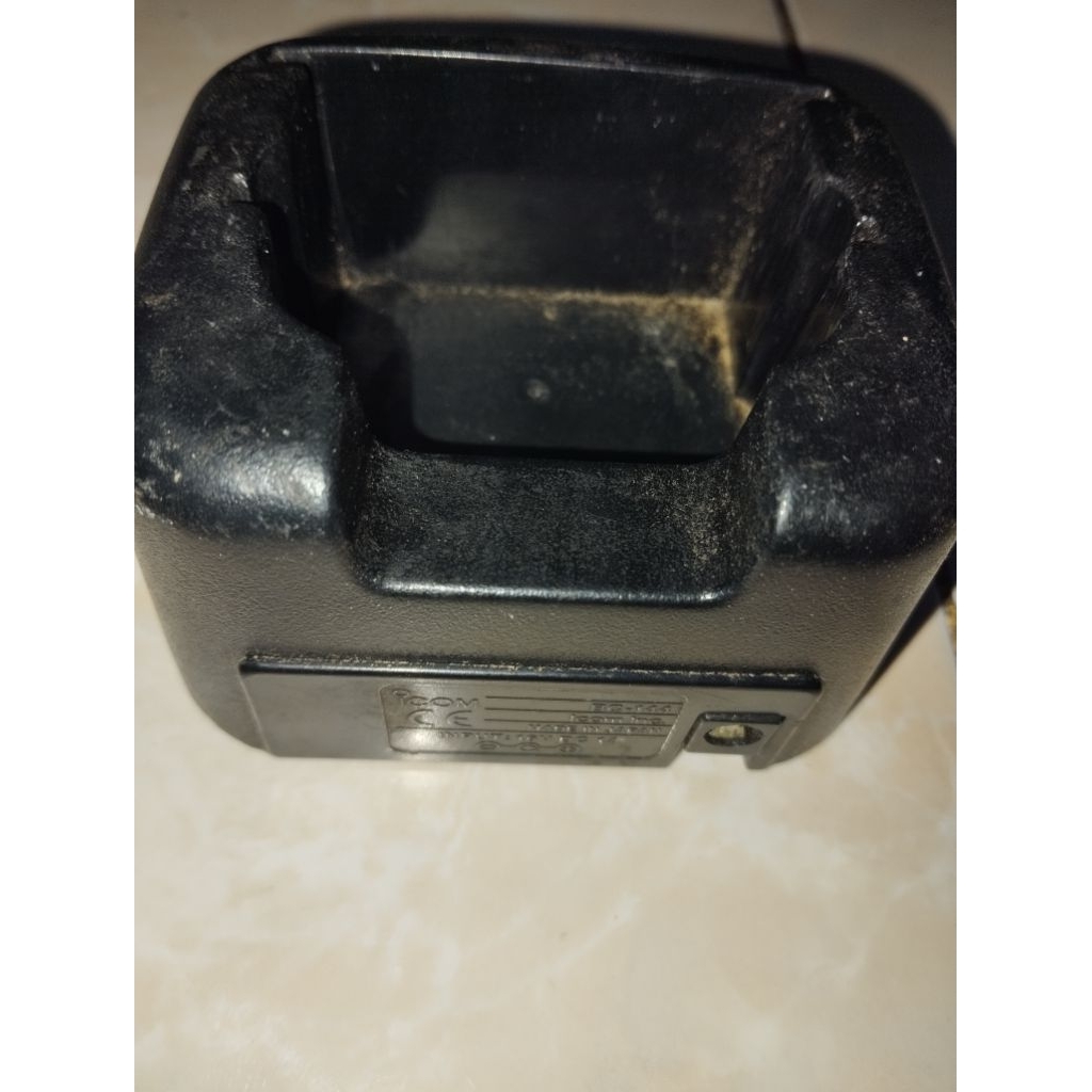 Desktop Charger HT  ICom BC 144 original second