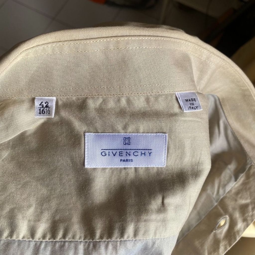 Kemeja GIVENCHY PARIS