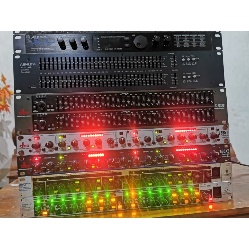 COMPOSER MDX2600 BEHRINGER COMPRES
