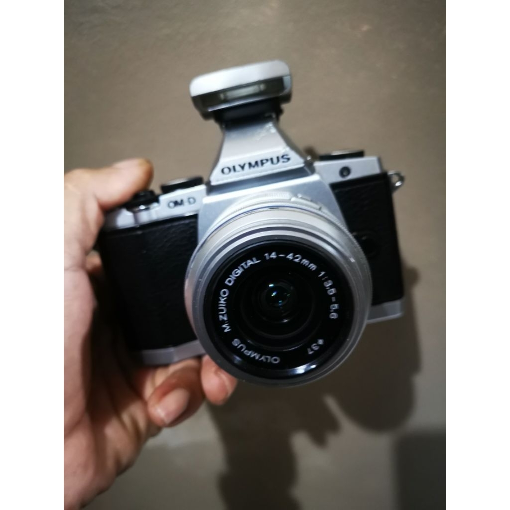 olympus omd em5
