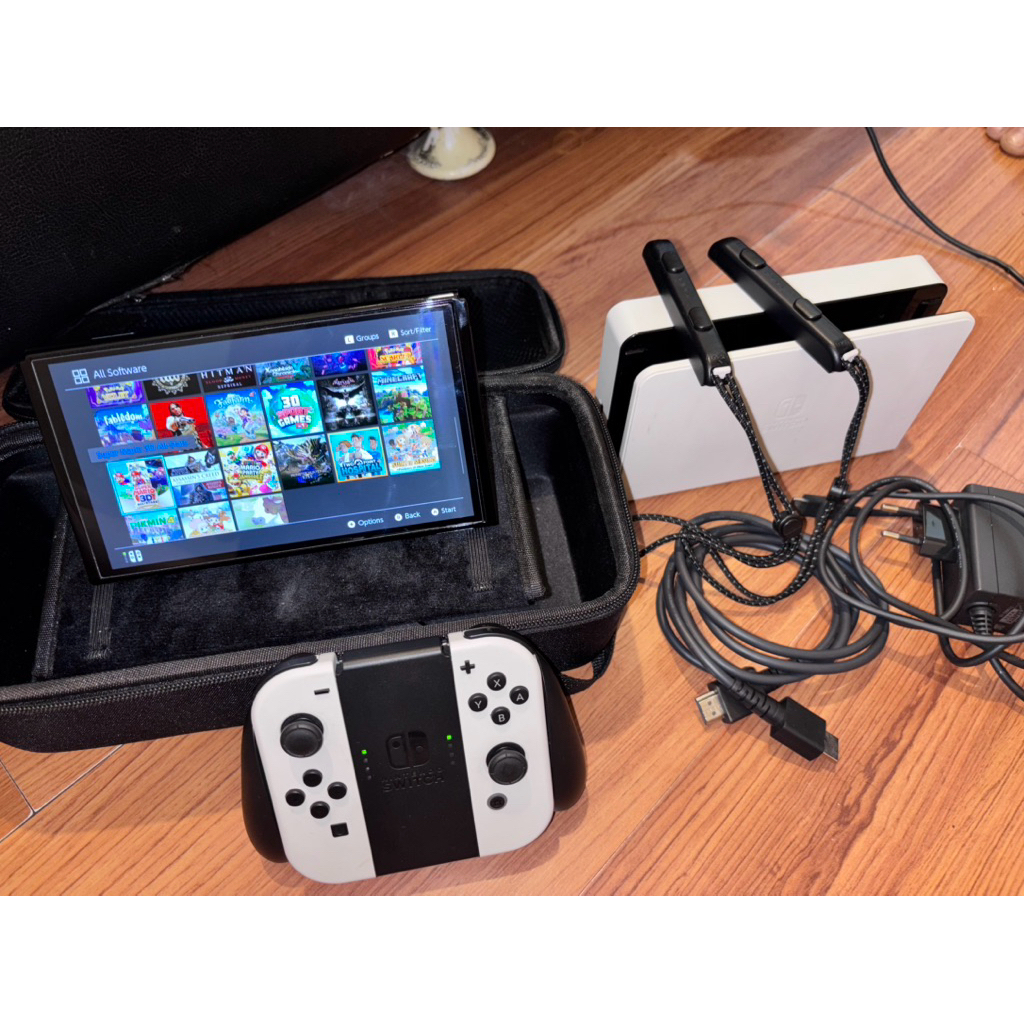 Nintendo Switch OLED SECOND White Console + SD Card FULL GAME