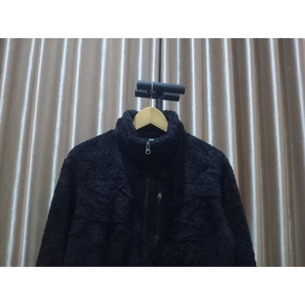 UNIQLO SHERPA JACKET BLACK