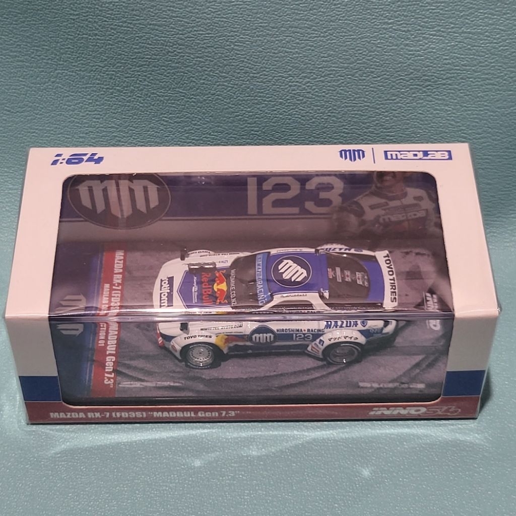 Diecast 1: 64 Inno Mazda RX7 ( FD3S) Madbul "Mad Mike"