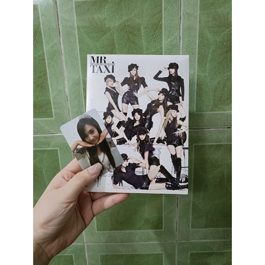 Mr Taxi Album SNSD Girls Generation Yuri PC