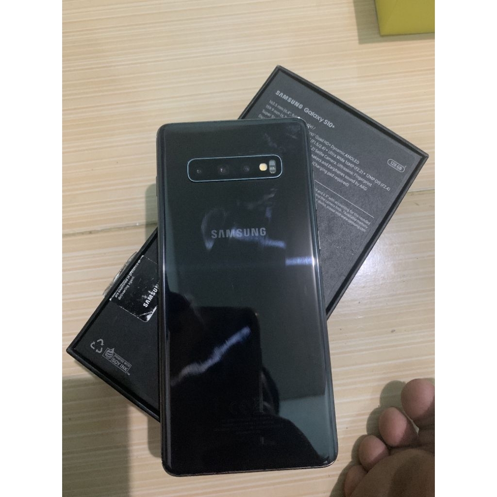 Samsung S10 plus ram 8/128