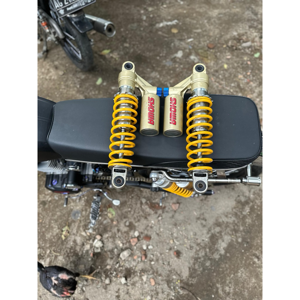 shock belakang Showa original lepasan CB400