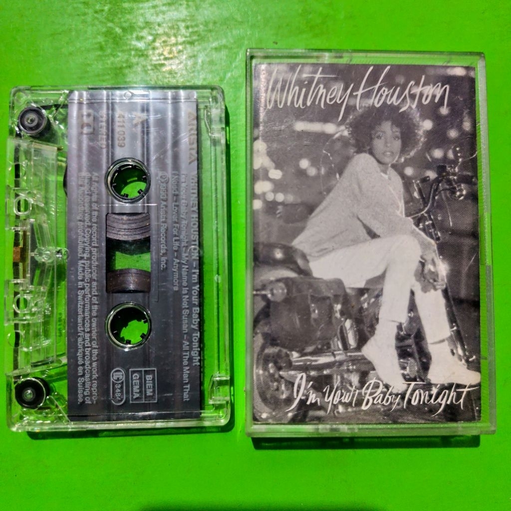 Kaset Import WHITNEY HOUSTON I'm Your Baby Tonight