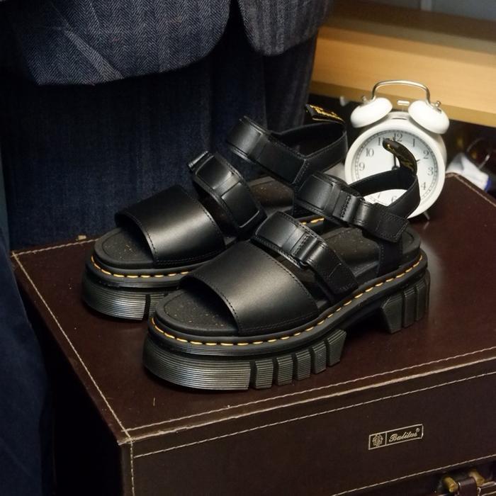 DR. MARTENS RICKI 3 STRAP SANDALS BLACK NAPPA LUX ORIGINAL BNIB