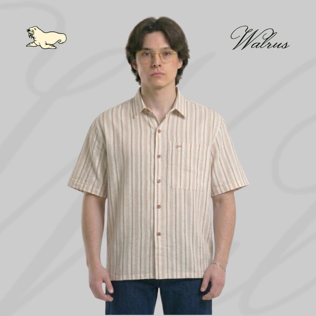 WALRUS Kemeja Oversize Sandstone Beige Vertical Stripe Lengan Pendek G20127Y