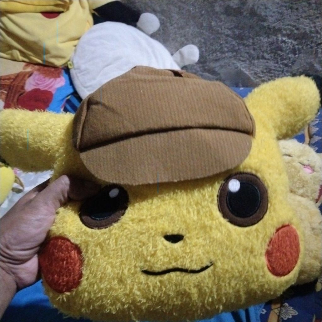 BONEKA POKEMON PIKACHU Bulu (3in1) : (2 boneka pikachu bulu dan 1 bantal kepala pikachu) brand banpr