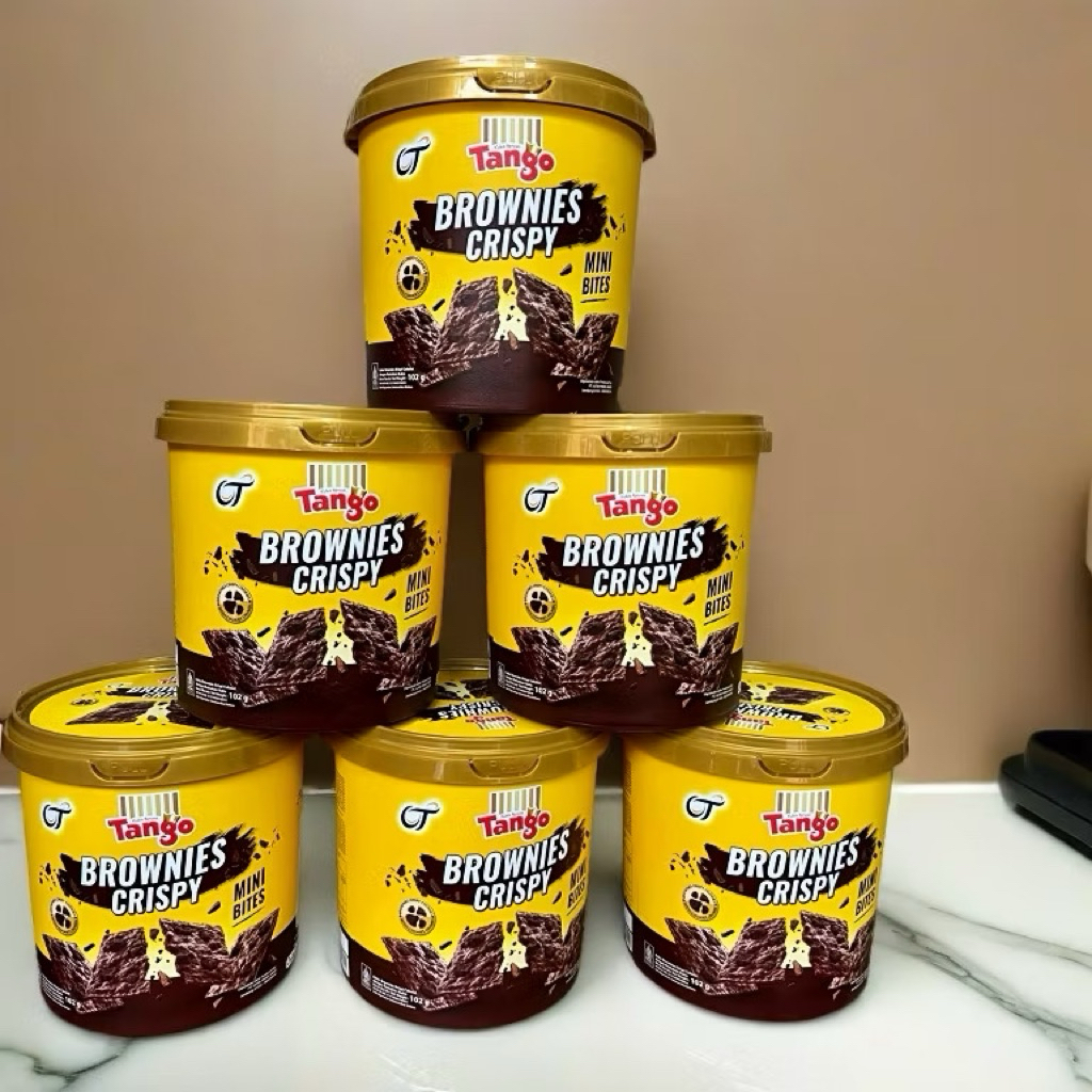 TANGO BROWNIES CRISPY JAR 102g- Tekstur Renyah, Rasa Coklat Asli, Praktis