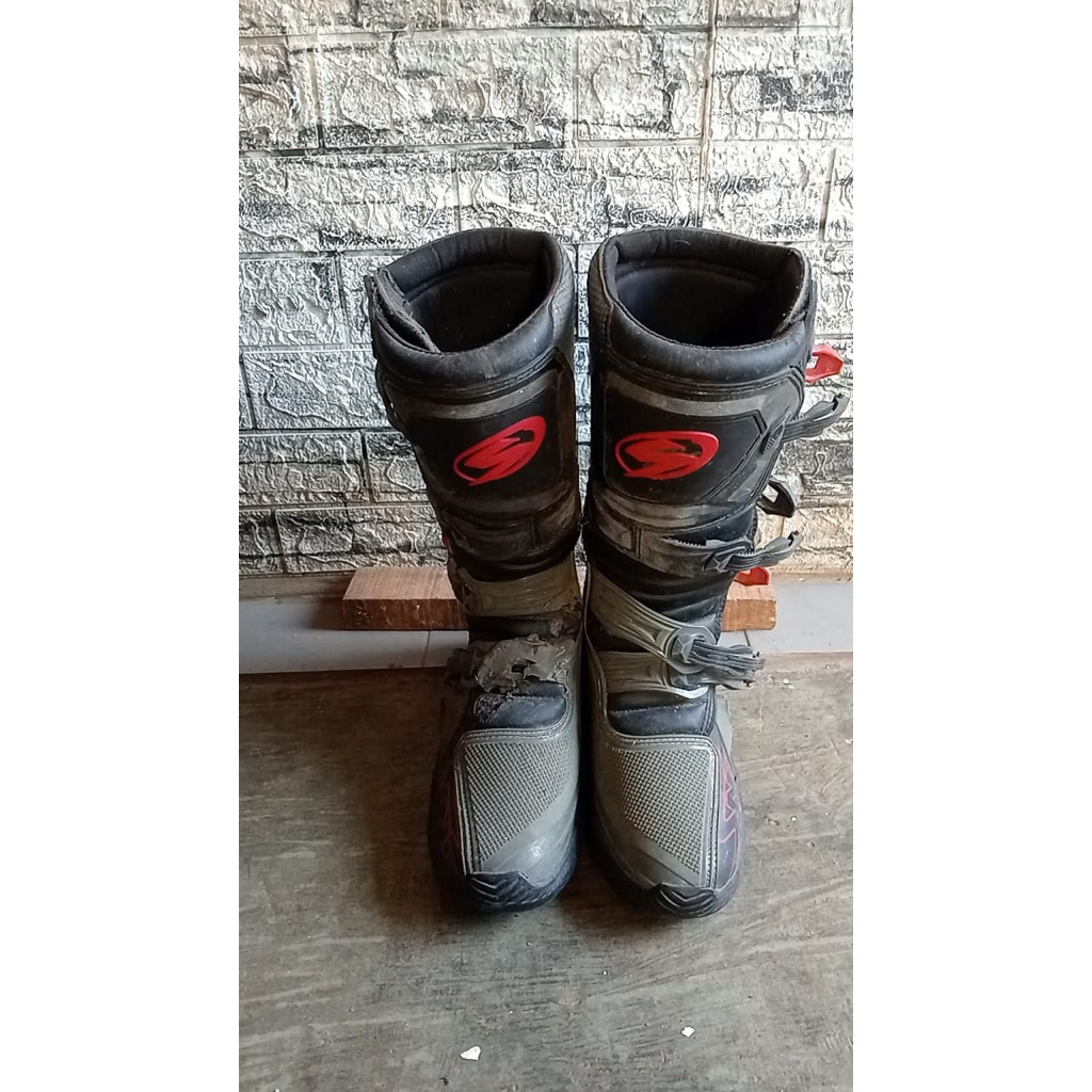 Sepatu Trail SND Bekas