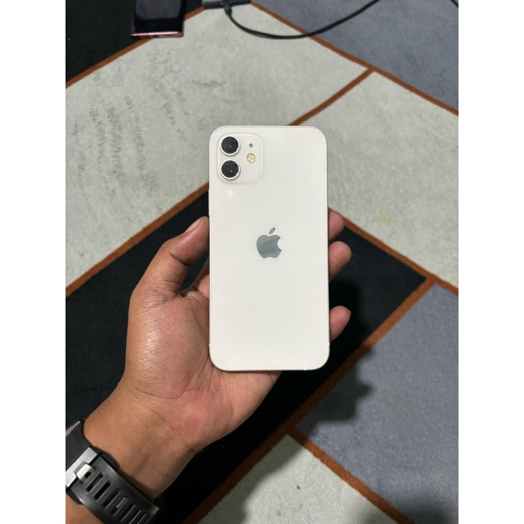 iPhone 12 128 GB Second
