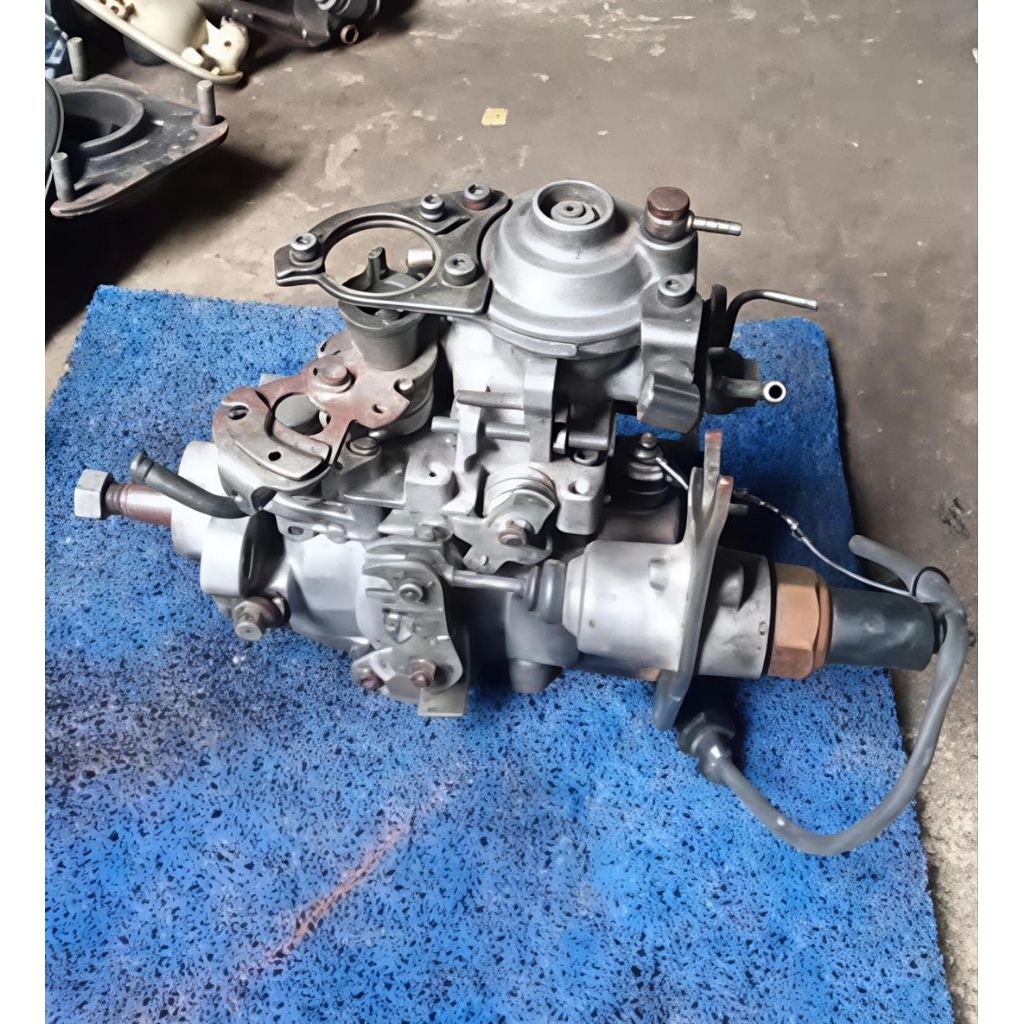 Bospom kia carnival ex singgapure