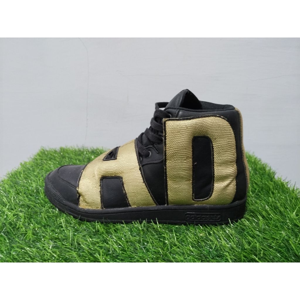 Designer Jeremy Scott Adidas Black Gold Letters Authentic  Size 43