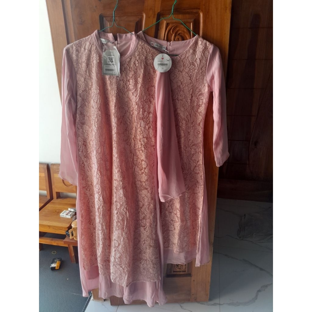 pl like new 1x  pake saja brand matahari gamis couple ibu (m) anak (10y)