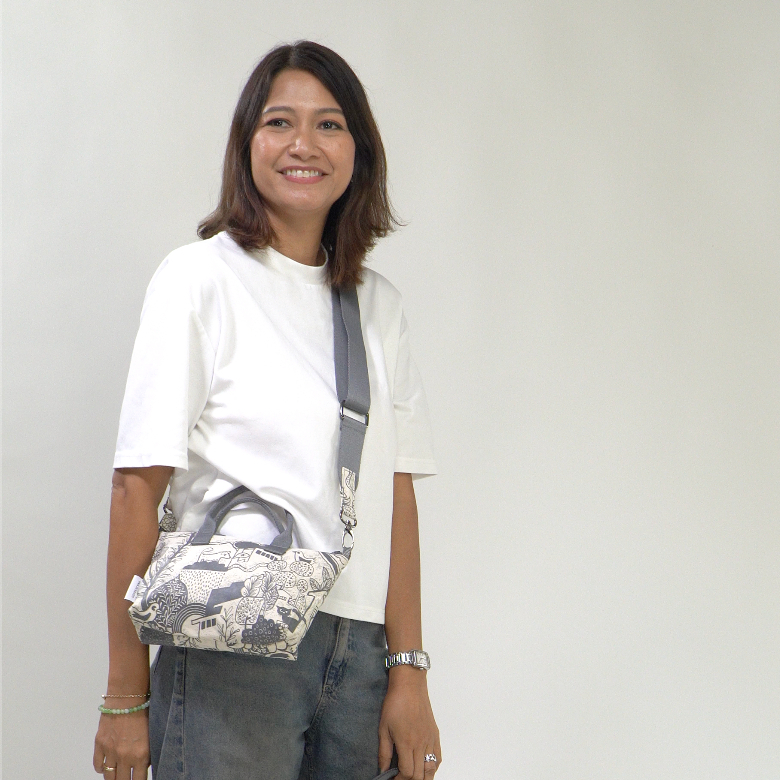 Tas Selempang Wanita Kanvas Handmade – Sackai Small Crossbody The Neighborhood