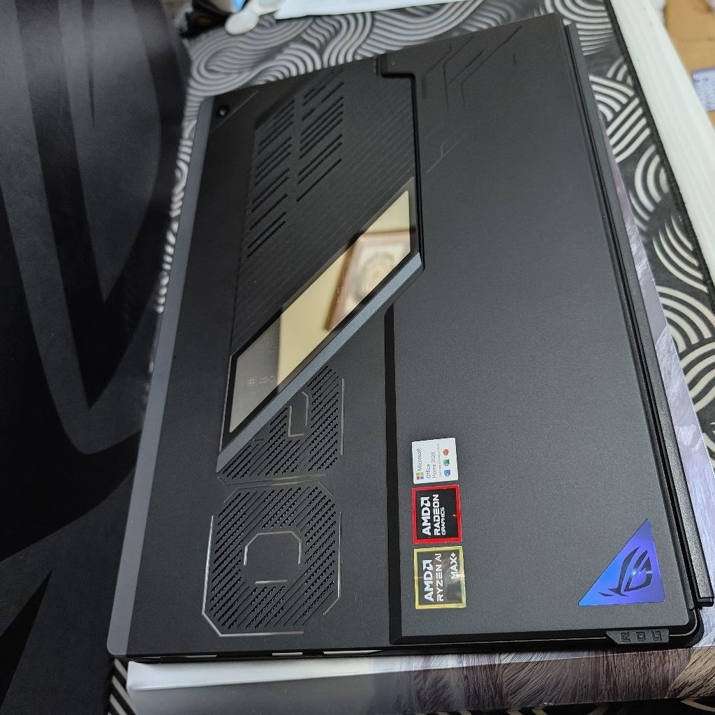 ROG FLOW Z13 GZ302EA Ryzen AI MAX+ 395 32/1TB Garansi Resmi Asus rog flow z13 2025