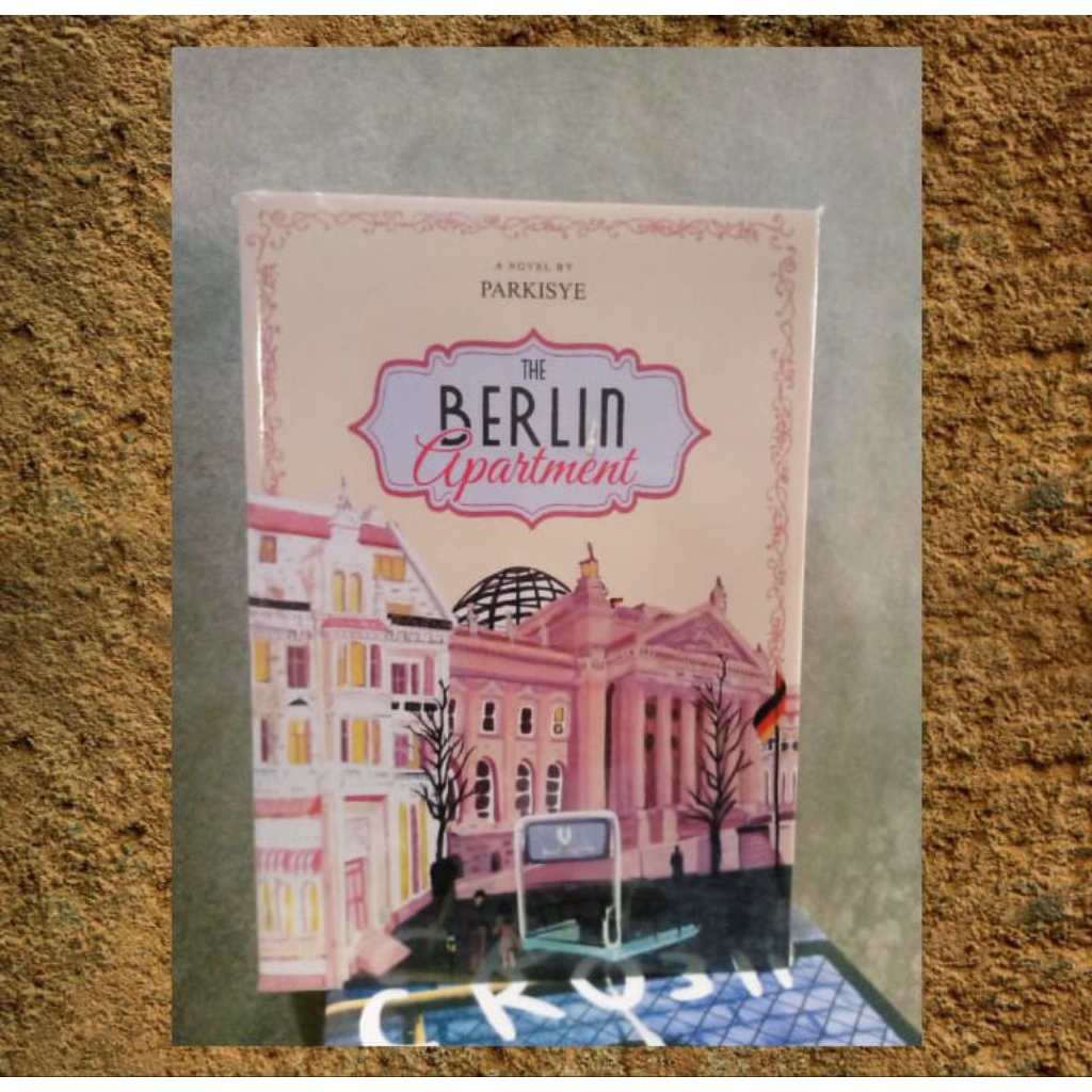 Novel Romantis: Parkisye Novel Berlin Apartment adalah novel romantis yang menarik