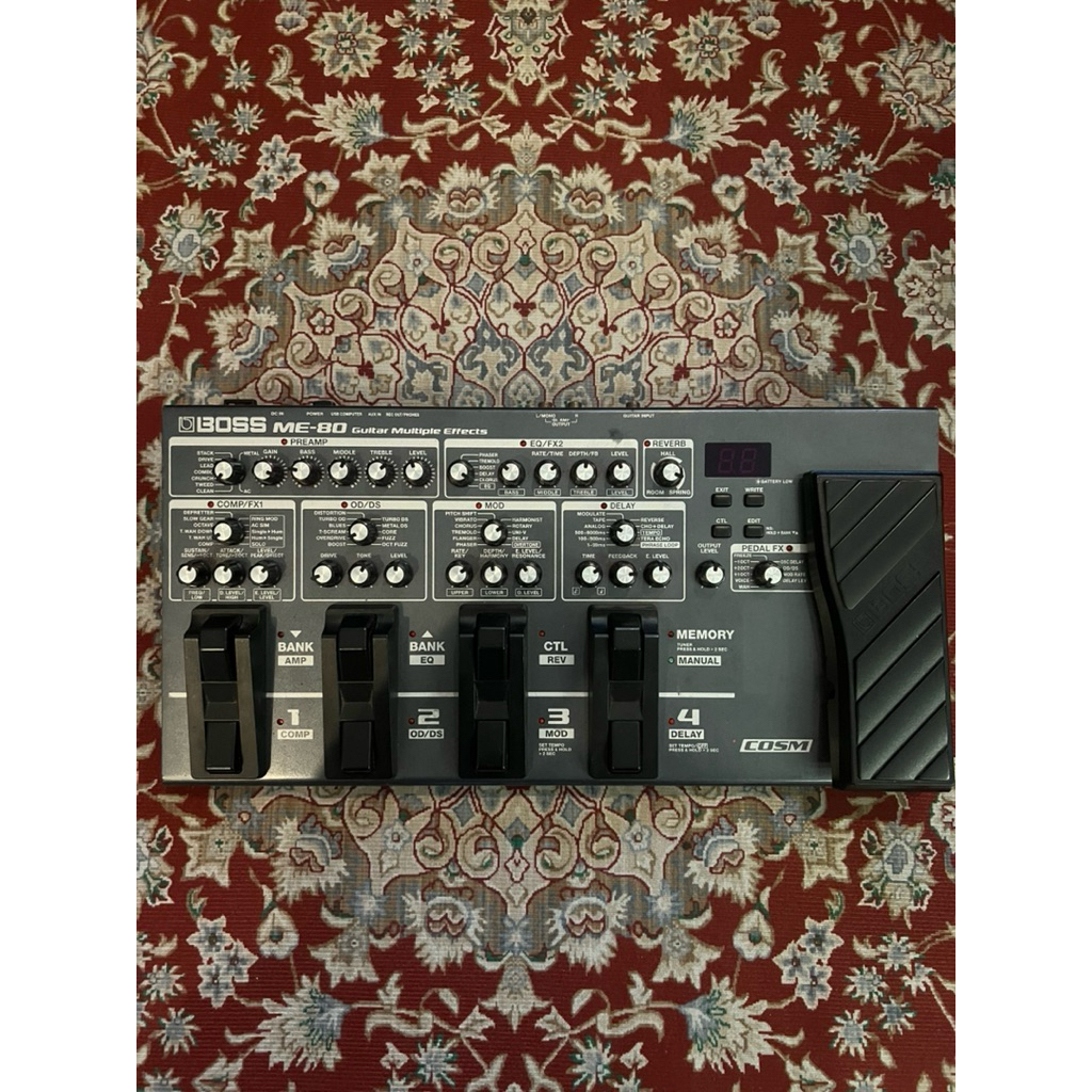 EFEK GITAR BOSS ME 80