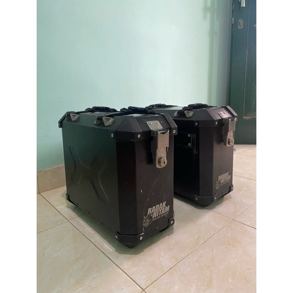 Pannier Badak Hitam Adventure