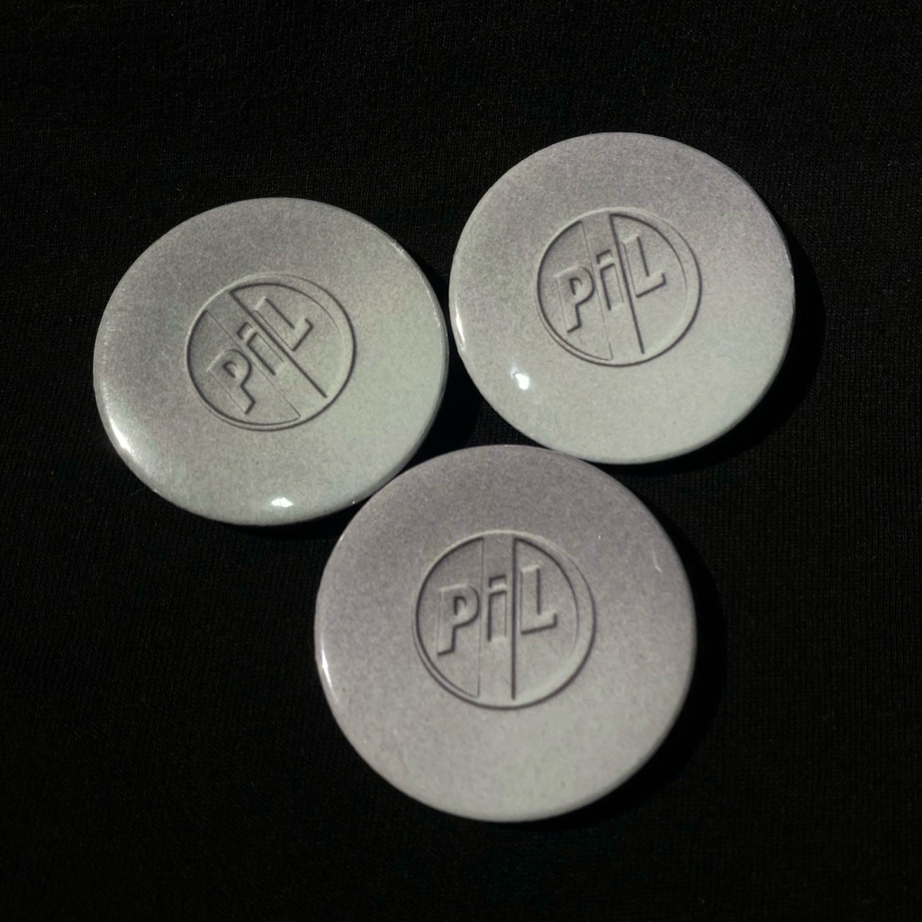 Pin button PIL public image ltd "Metal box"