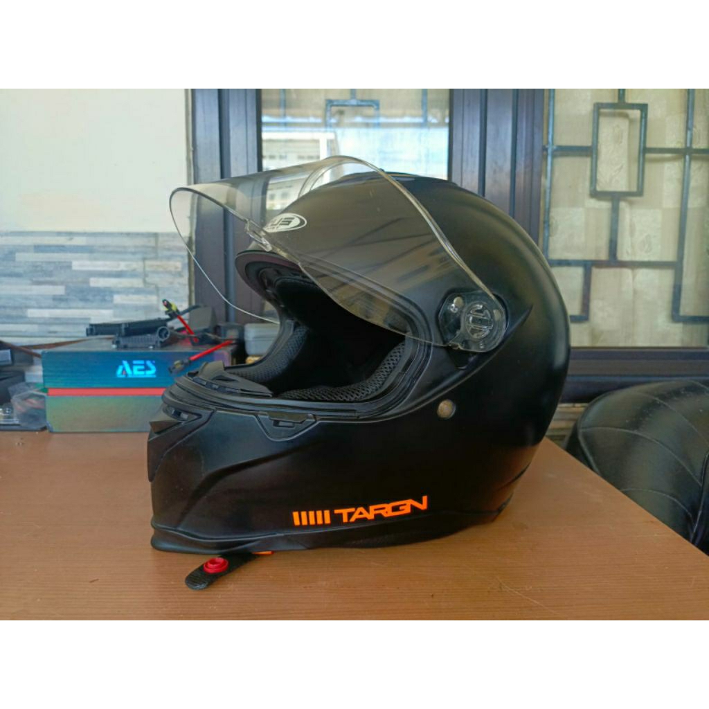 Helm Zeus 822 (FULL FACE)