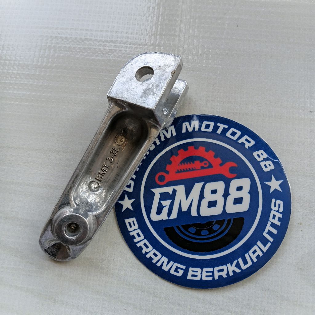 FOOTSTEP DEPAN R15 V1 V2 BAGIAN L/KIRI ORI