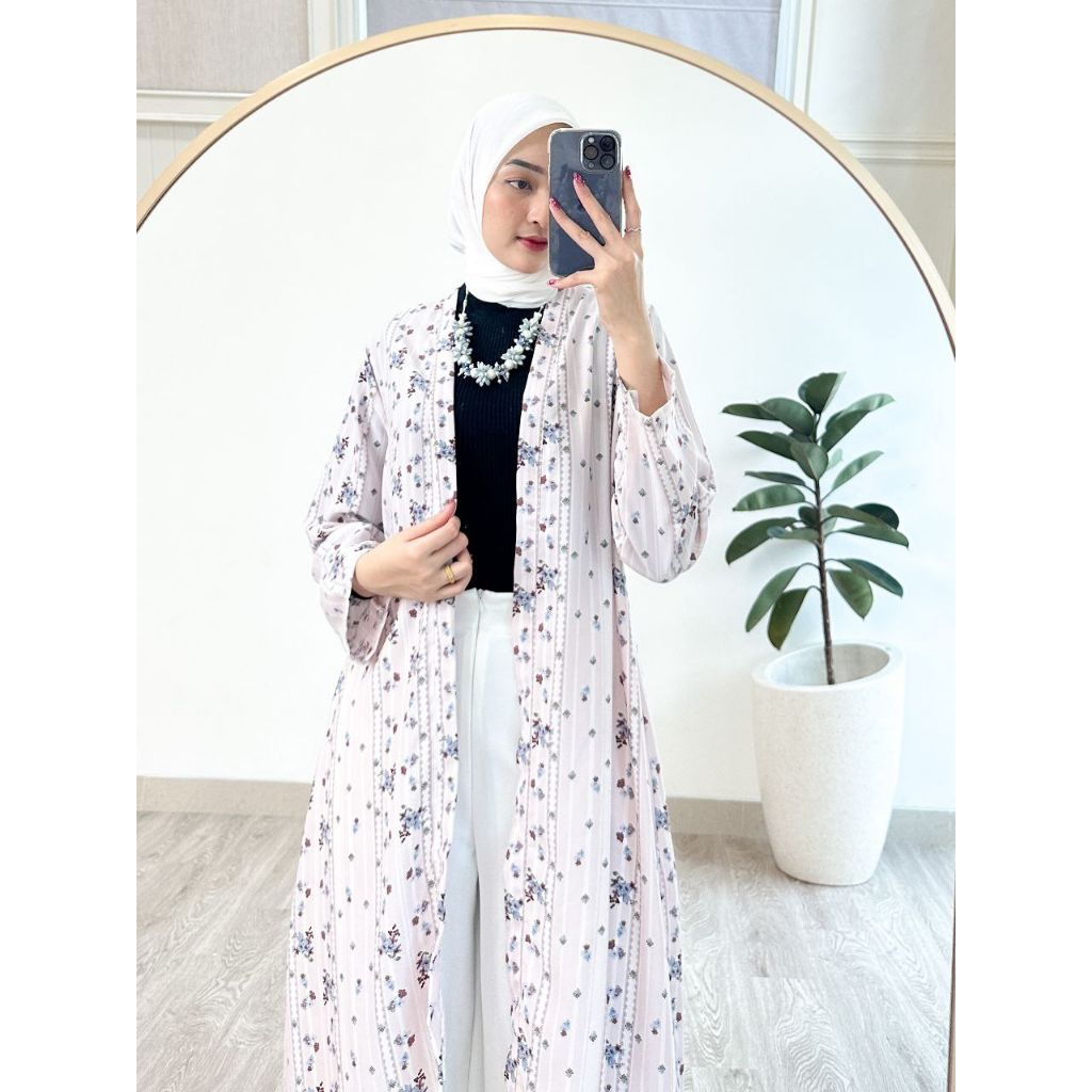 YHURY DHITA OUTER Trend fashion pakaian hijabers muslim wanita syari terbaru ootd hijab cantik kekin