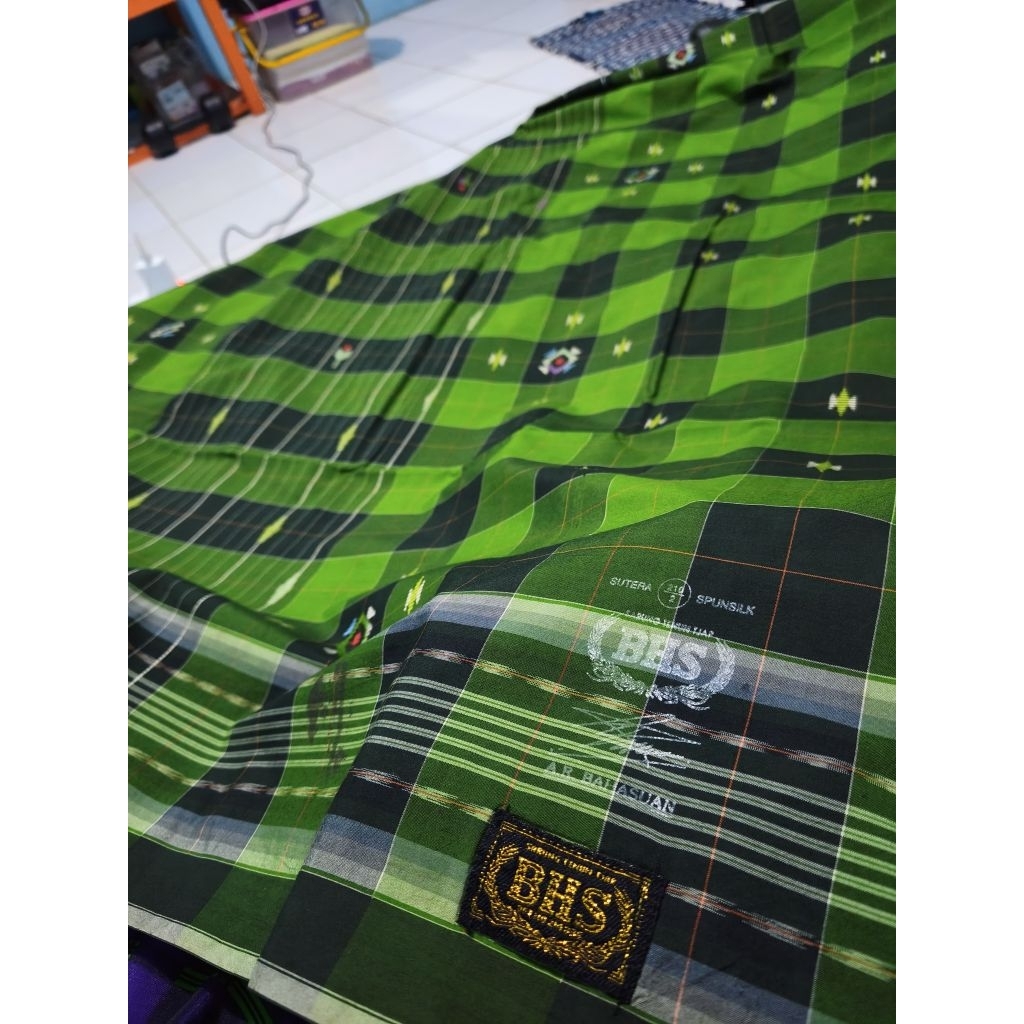 Sarung BHS Full Sutera Spunsilk Gold SKT Hijau Botol
