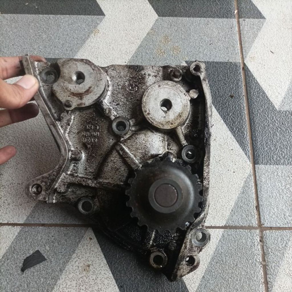 Waterpump Mazda 626 Capella