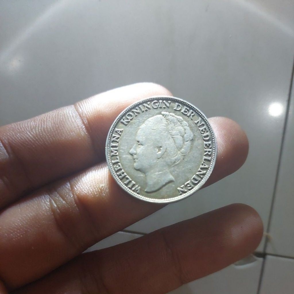 koin perak 1 gulden tahun 1943. asli.